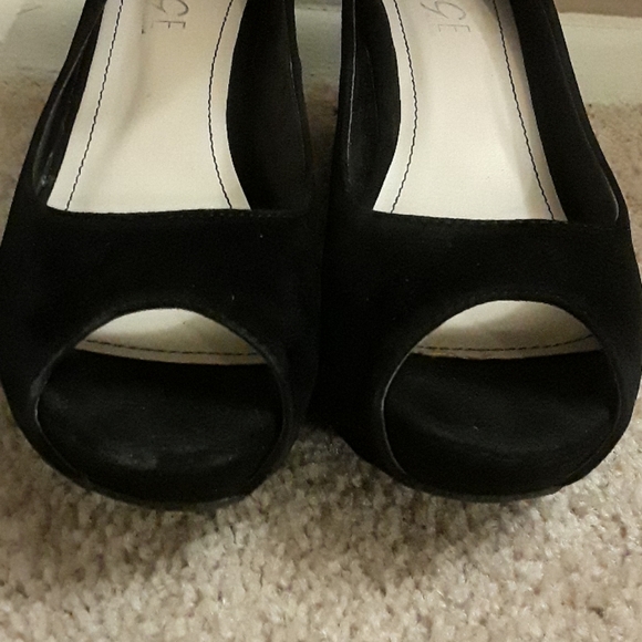 2pair Rouge Sandals Flat & Platform, EUC, Sz 9 - Picture 5 of 8